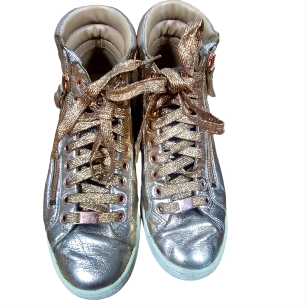 Women's UGG metallic sneakers